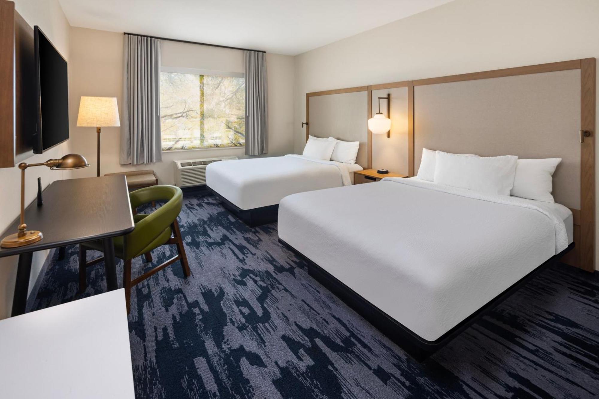 Fairfield Inn & Suites By Marriott Alexandria Bagian luar foto