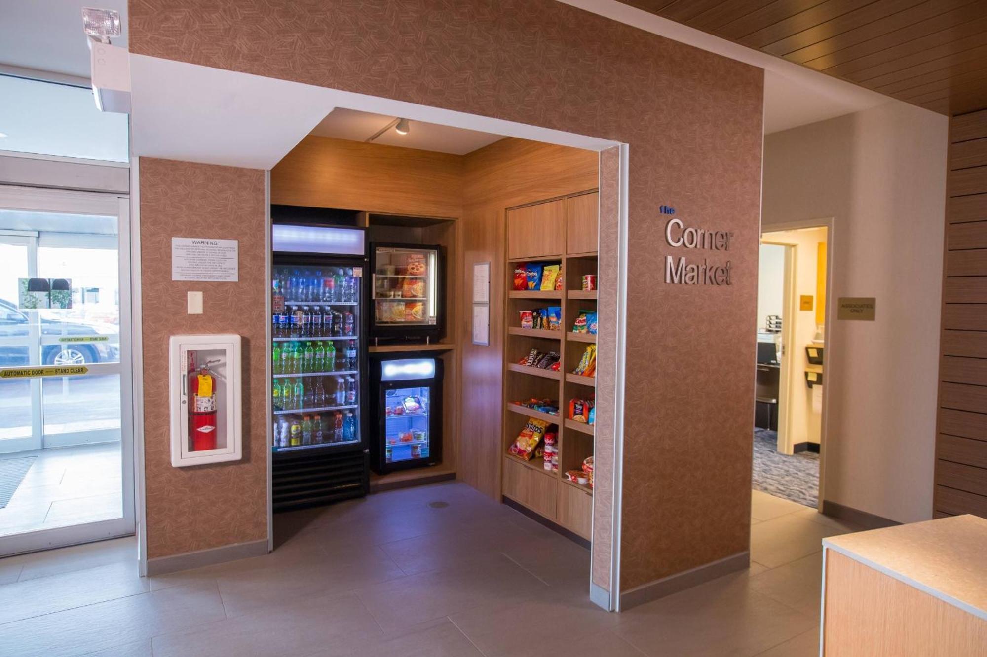 Fairfield Inn & Suites By Marriott Alexandria Bagian luar foto